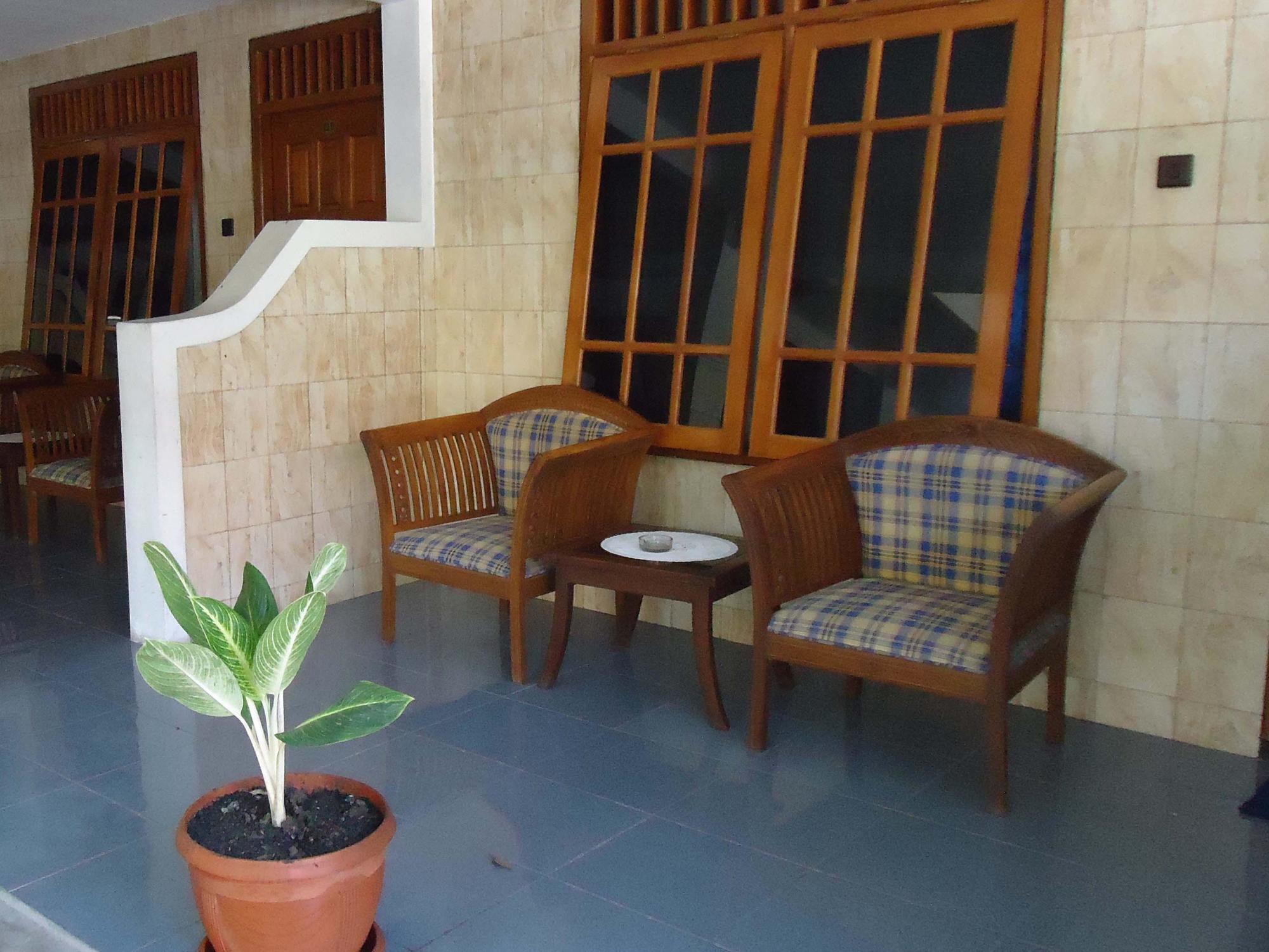 Hotel Wisma Djaja Syariah Bojonegoro מראה חיצוני תמונה