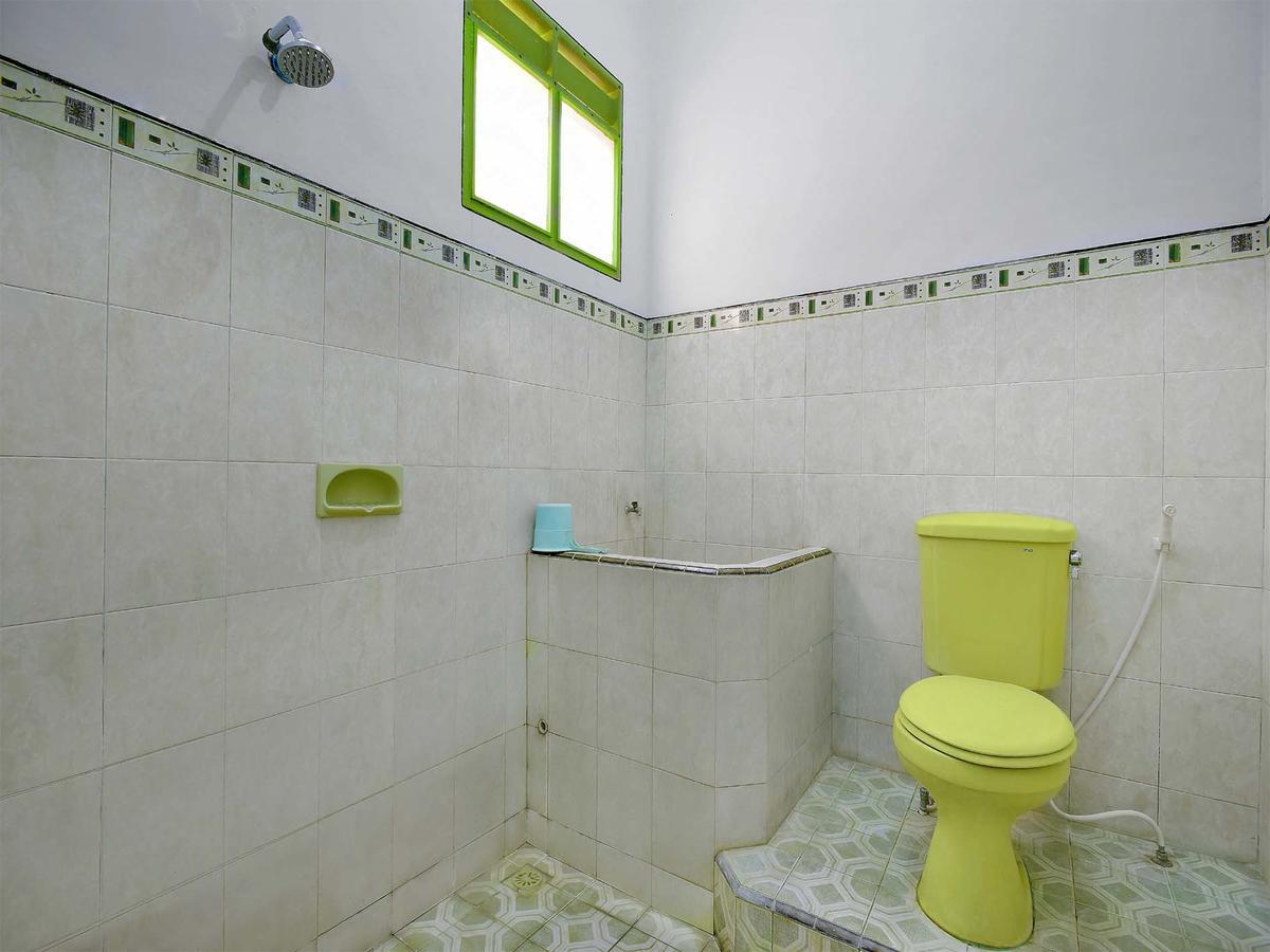 Hotel Wisma Djaja Syariah Bojonegoro מראה חיצוני תמונה